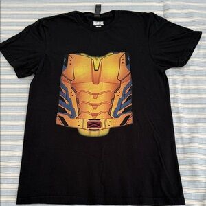 Marvel Wolverine Black Tee with Gold and Blue Armor Design. Men’s S/P